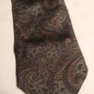 San Giorgio men's tie; 100% silk, made in Italy, blue & green paisley; vintage